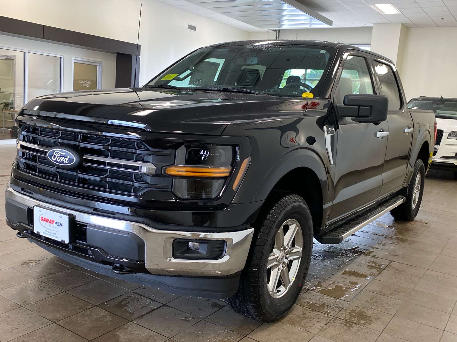 2024 Ford F-150 2024 FORD F-150 XLT CREW CAB 4DR 145 WB 4WD 4