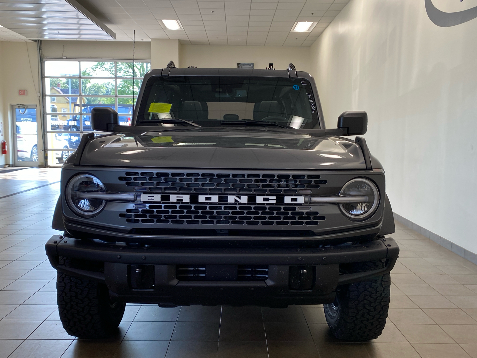 2024 Ford Bronco 2024 FORD BRONCO BADLANDS 4DR SUV 116.1 WB 4WD 4