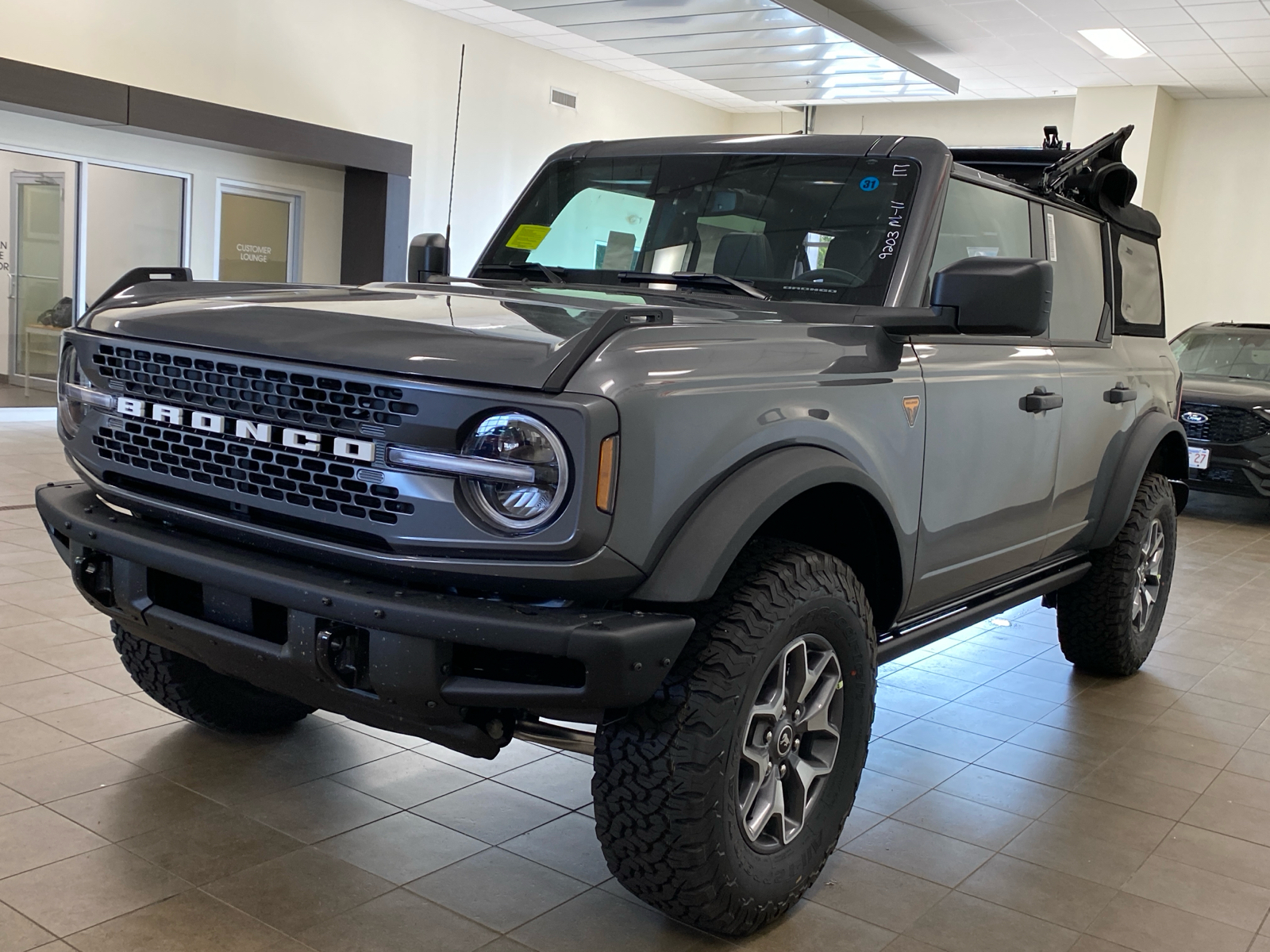 2024 Ford Bronco 2024 FORD BRONCO BADLANDS 4DR SUV 116.1 WB 4WD 5