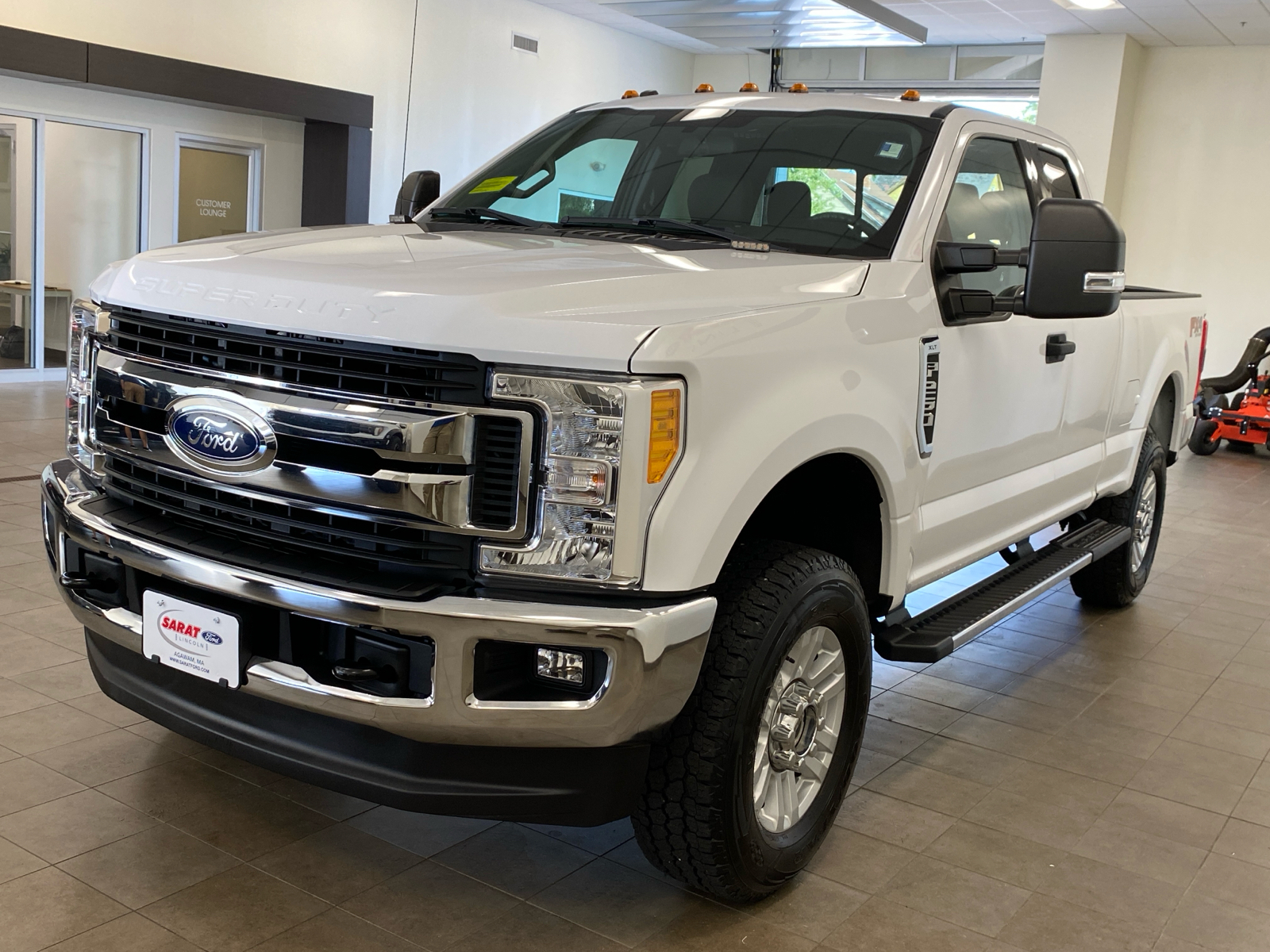 2017 Ford Super Duty F-250 SRW XLT 4