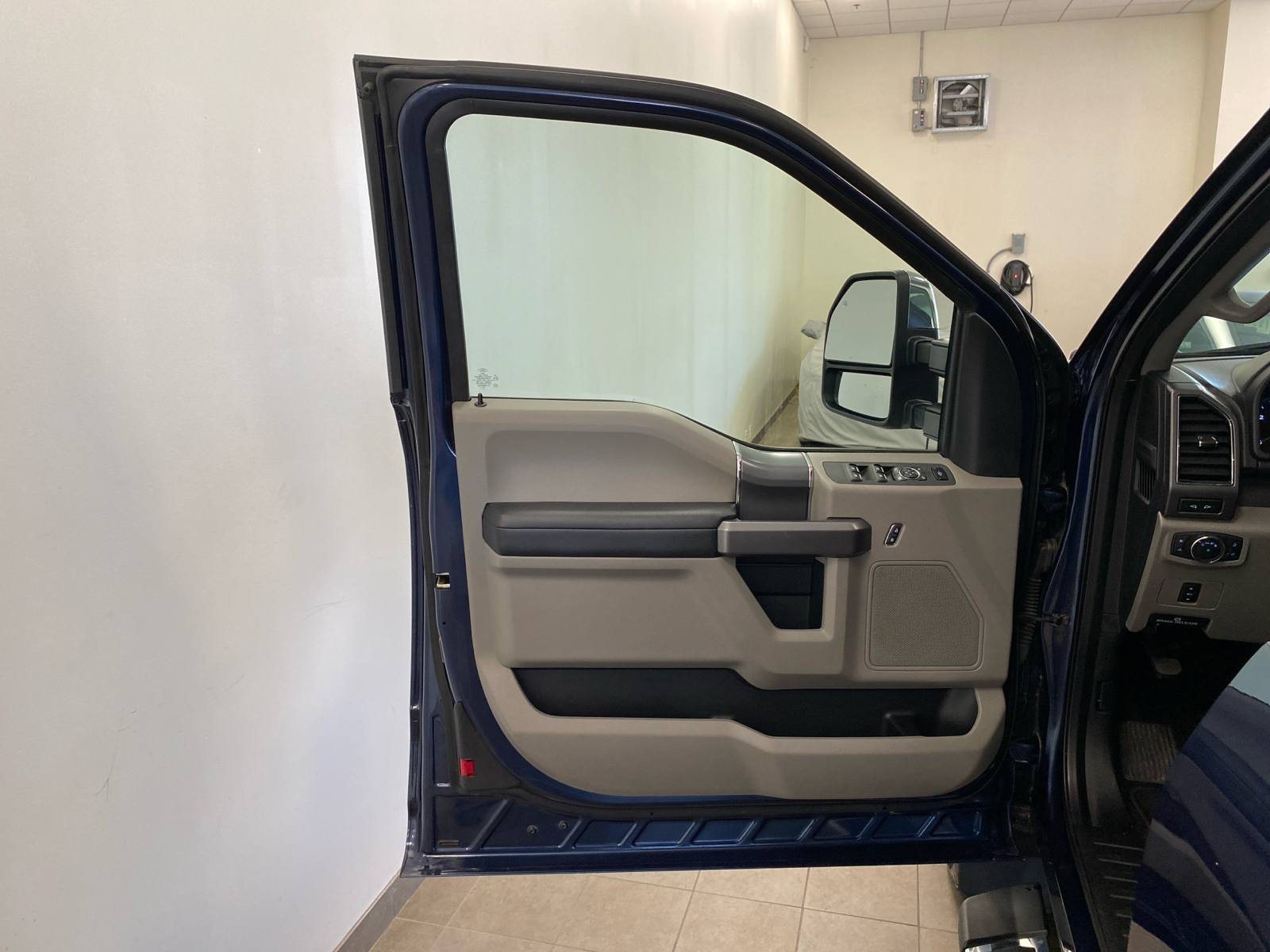 2019 Ford Super Duty F-250 SRW XLT 10