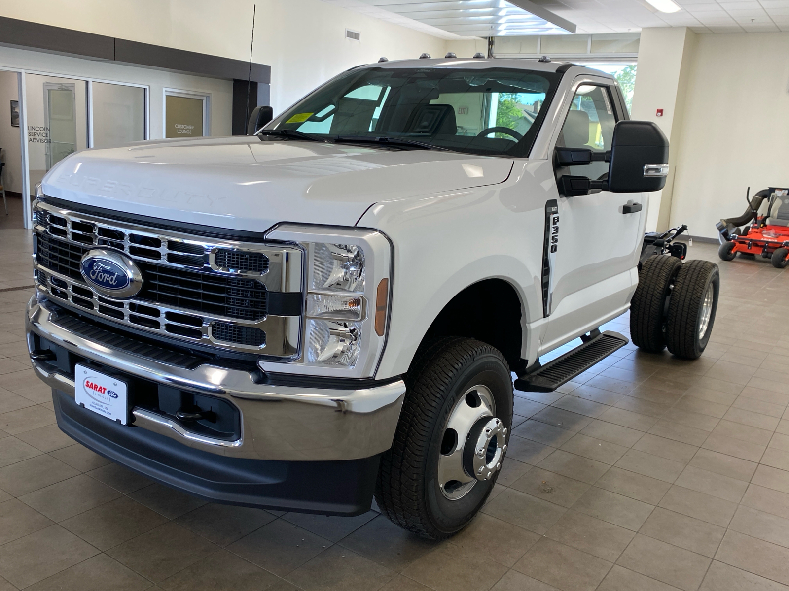 2024 Ford Super Duty F-350 DRW F350 4X4 CHASSIS CAB DRW/145 4