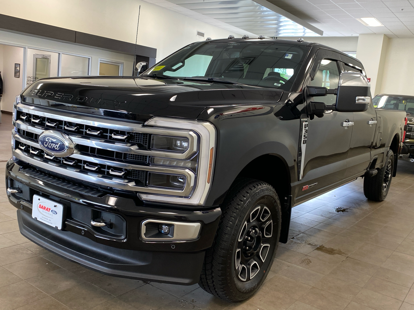 2024 Ford Super Duty F-350 SRW Platinum 4