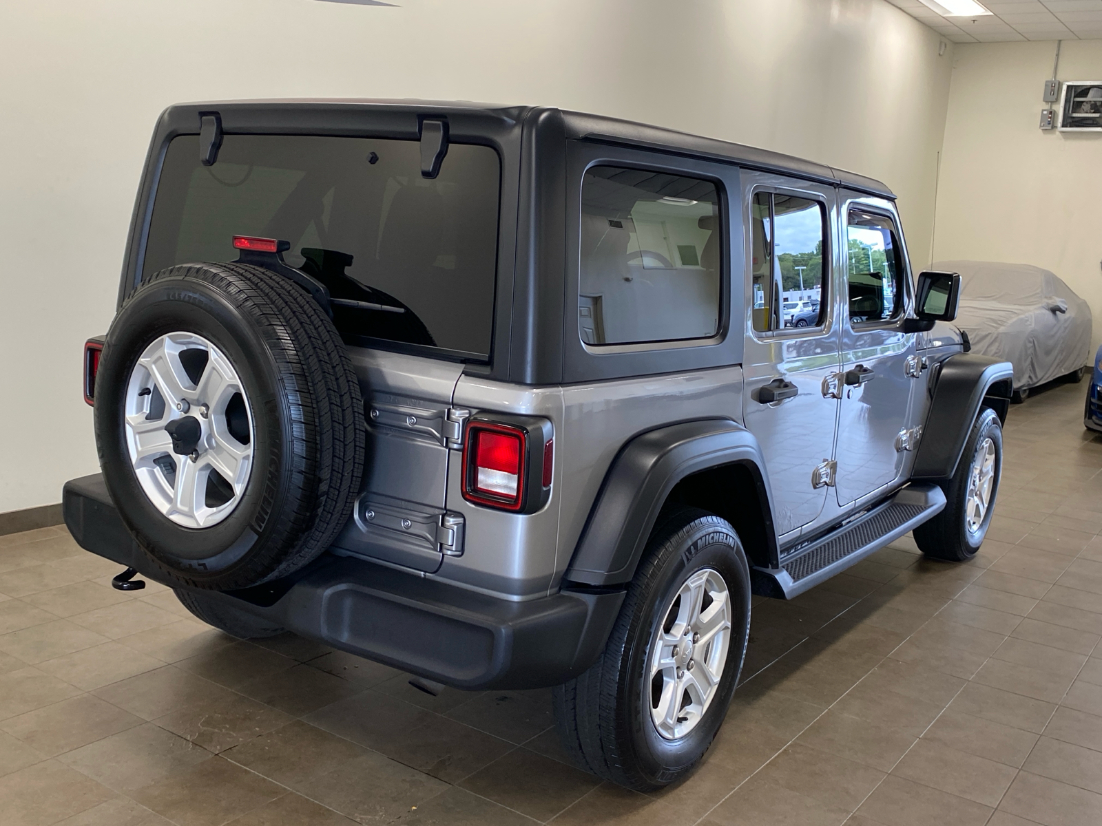 2020 Jeep Wrangler Unlimited Sport 7