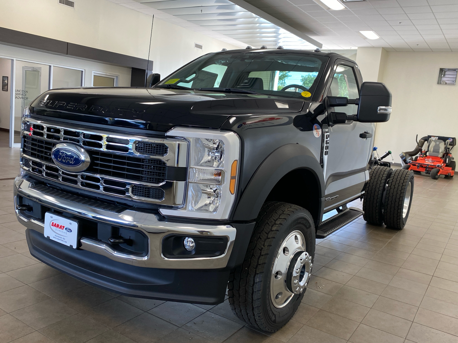 2024 Ford Super Duty F-600 DRW F600 CHA CAB 4