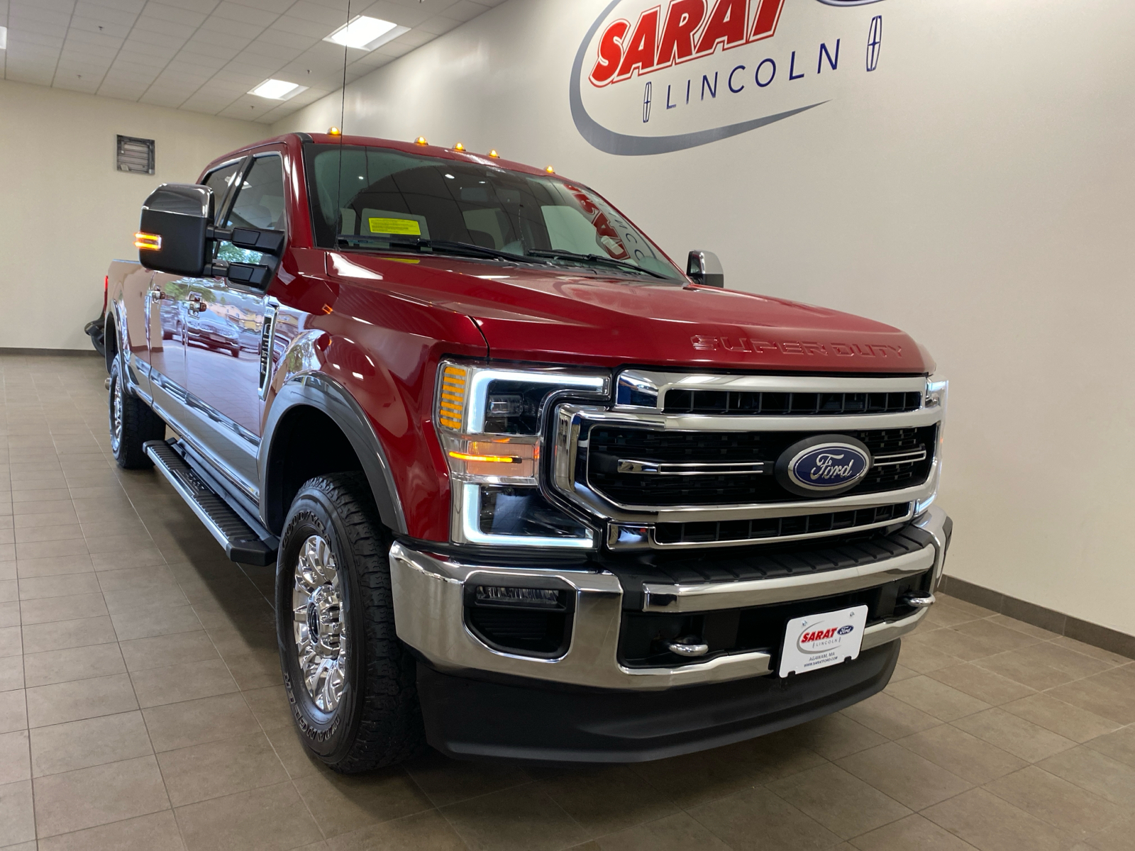 2021 Ford Super Duty F-350 SRW LARIAT 2