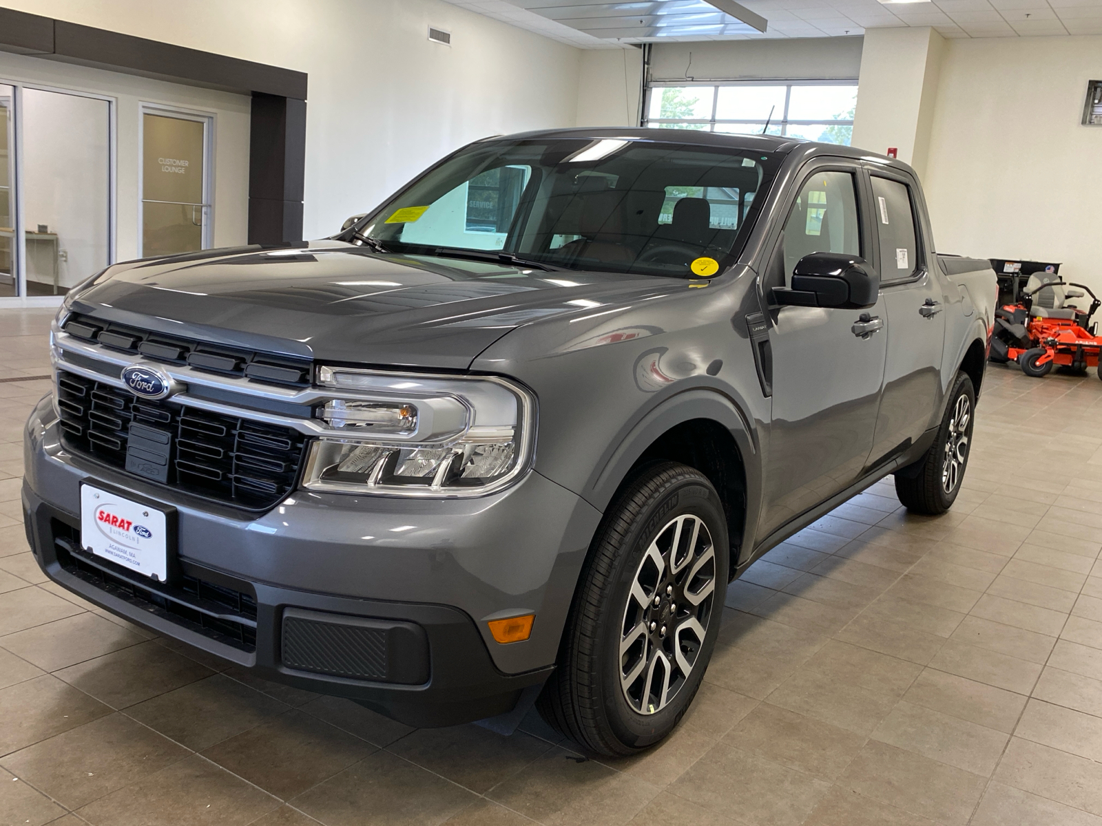 2024 Ford Maverick 2024 FORD MAVERICK LARIAT CREW CAB 4DR 121.1 WB 4