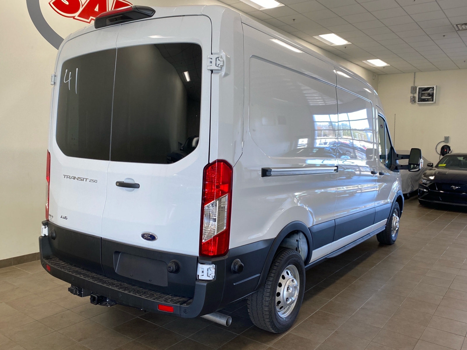 2024 Ford Transit Cargo Van 2024 FORD TRANSIT-250 CARGO 3DR 148 WB AWD 9