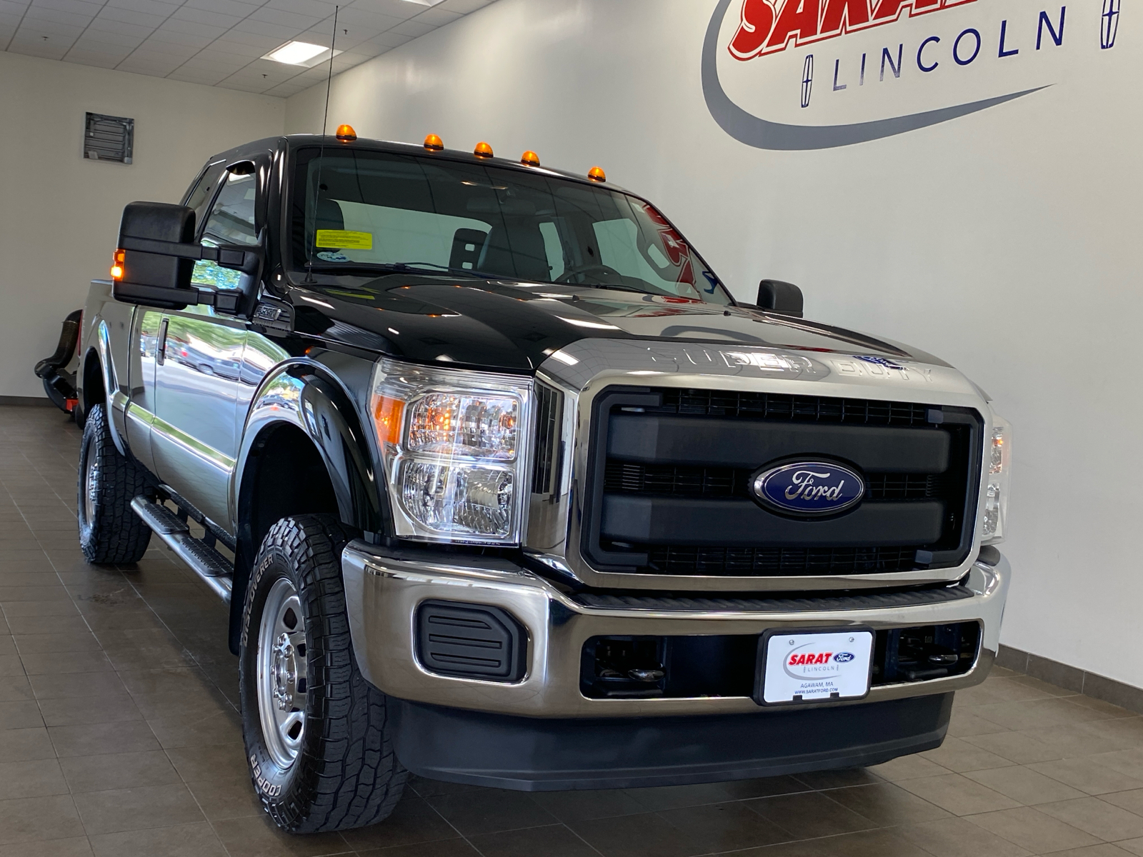 2014 Ford Super Duty F-350 SRW XL 2