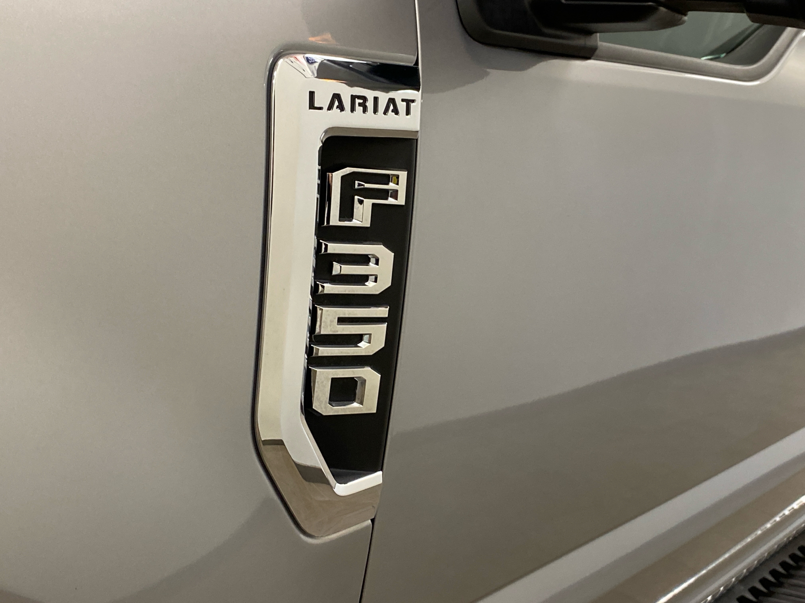 2020 Ford Super Duty F-350 SRW LARIAT 8