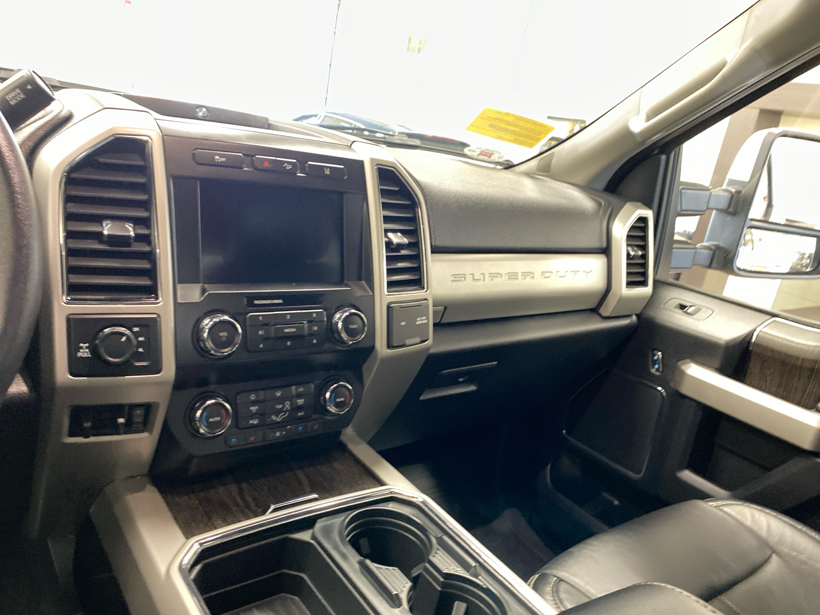 2020 Ford Super Duty F-350 SRW LARIAT 17