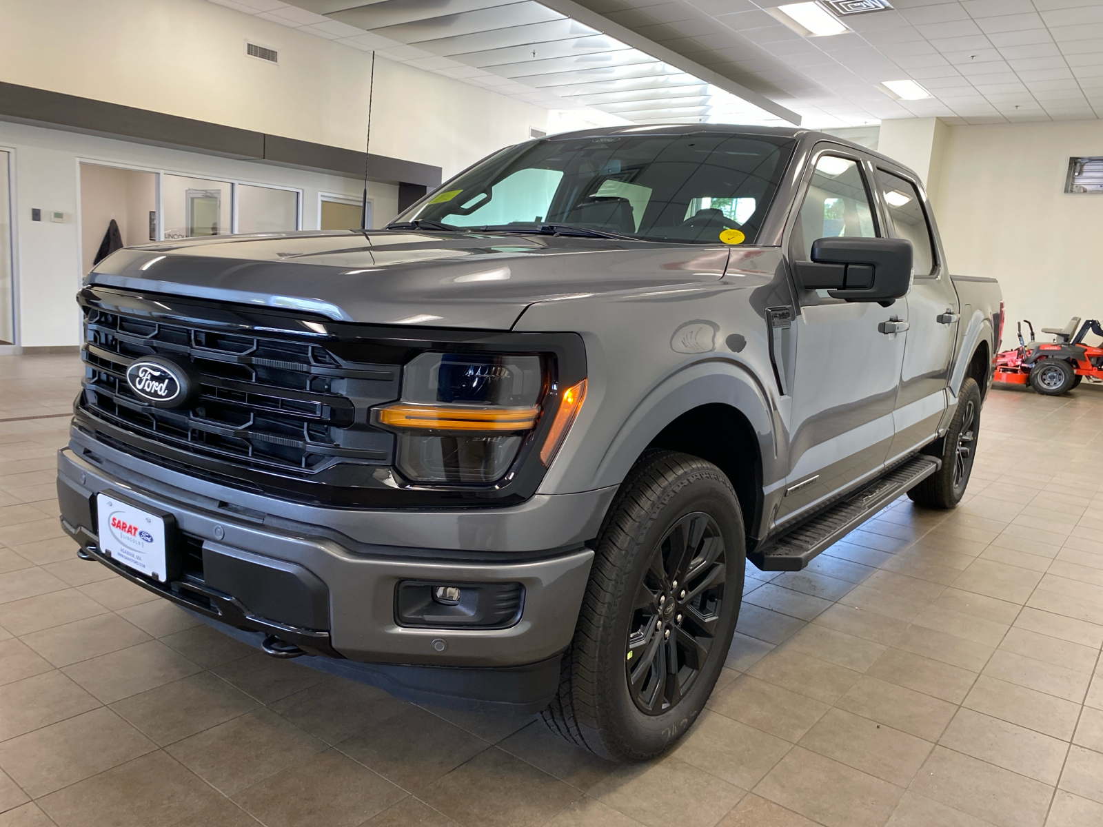 2024 Ford F-150 2024 FORD F-150 XLT CREW CAB 4DR 145 WB 4WD 4