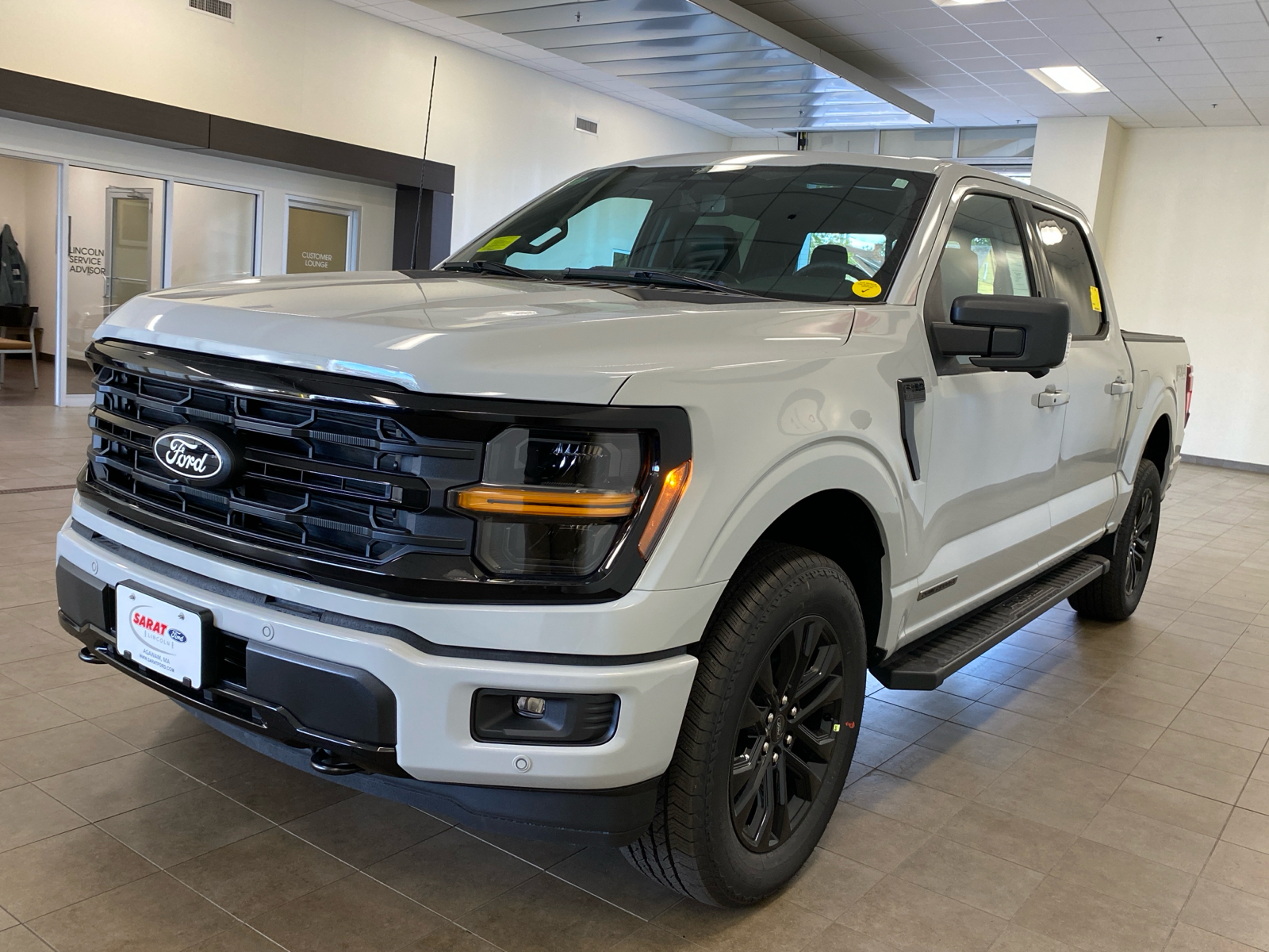 2024 Ford F-150 2024 FORD F-150 XLT CREW CAB 4DR 145 WB 4WD 4