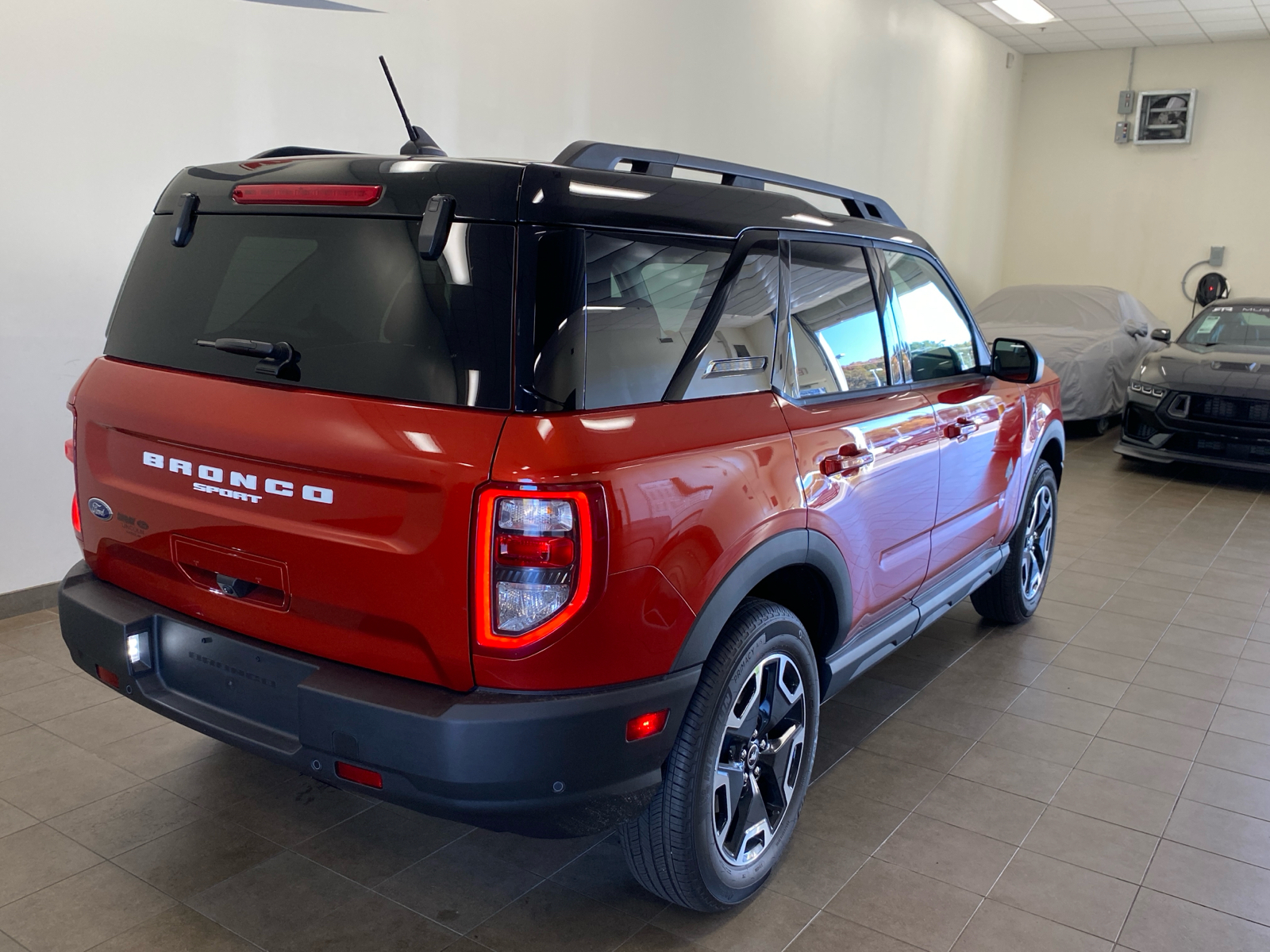 2024 Ford Bronco Sport 2024 FORD BRONCO SPORT OUTER BANKS 4DR SUV 105.1 11