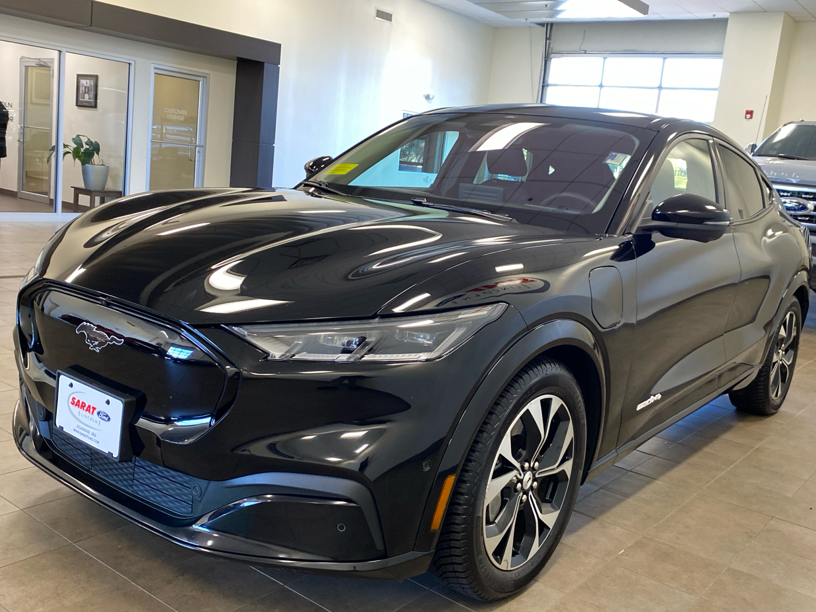 2021 Ford Mustang Mach-E Premium 4