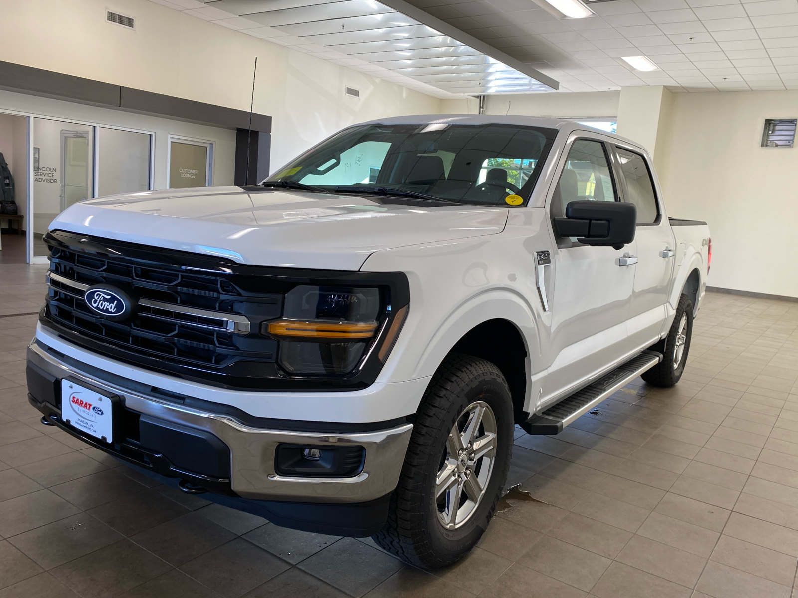 2024 Ford F-150 2024 FORD F-150 XLT CREW CAB 4DR 145 WB 4WD 4