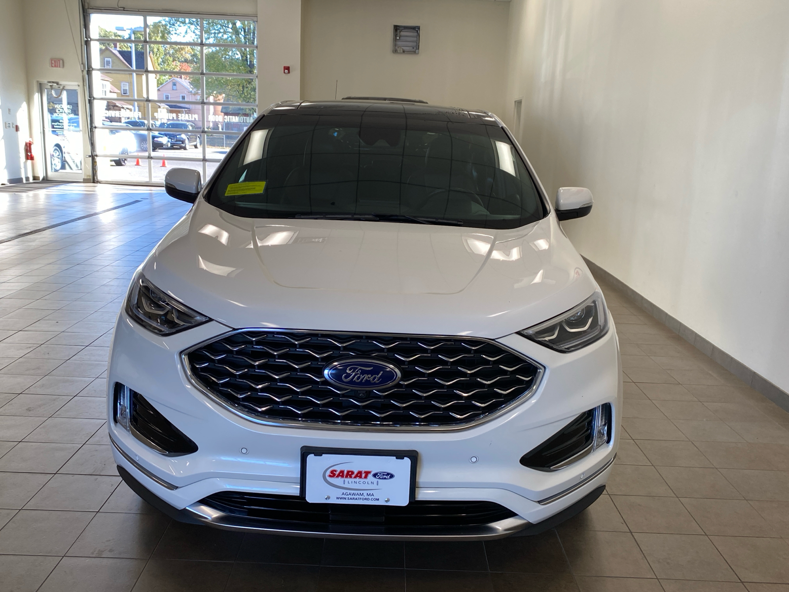 2022 Ford Edge Titanium 3