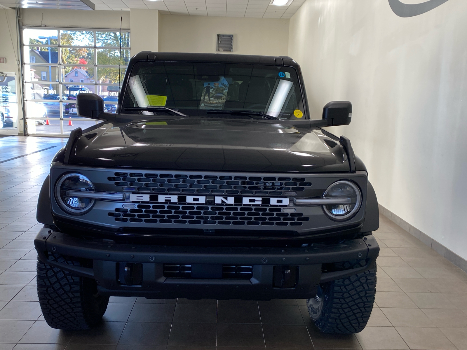 2024 Ford Bronco 2024 FORD BRONCO BADLANDS 4DR SUV 116.1 WB 4WD 3