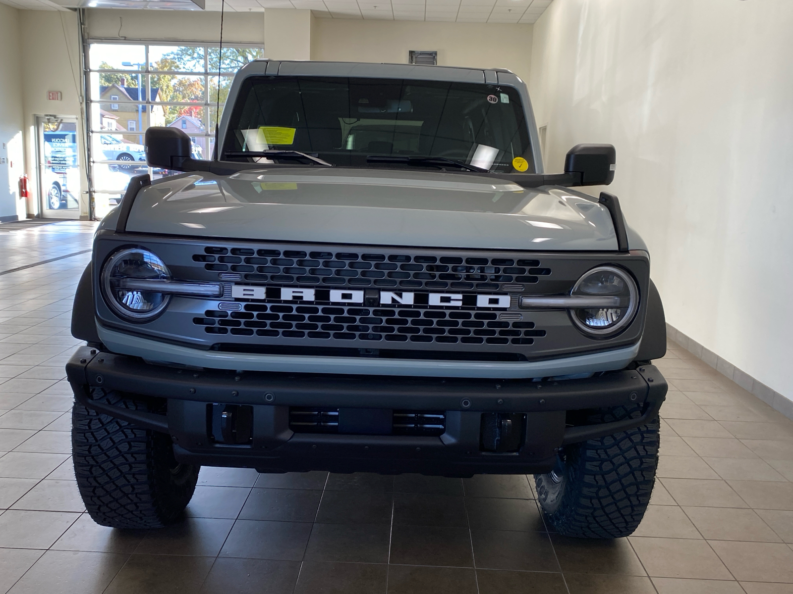 2024 Ford Bronco 2024 FORD BRONCO BADLANDS 4DR SUV 116.1 WB 4WD 3