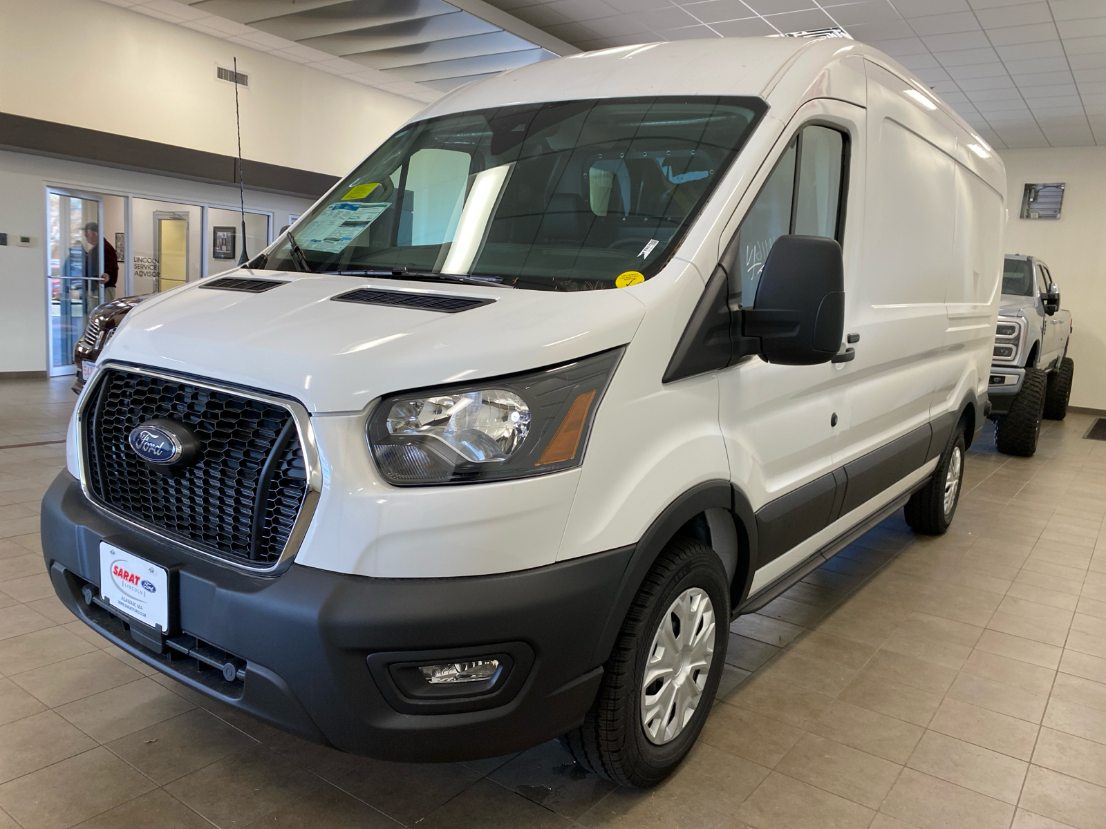 2024 Ford Transit Cargo Van 2024 FORD TRANSIT-250 CARGO 3DR 148 WB RWD 4