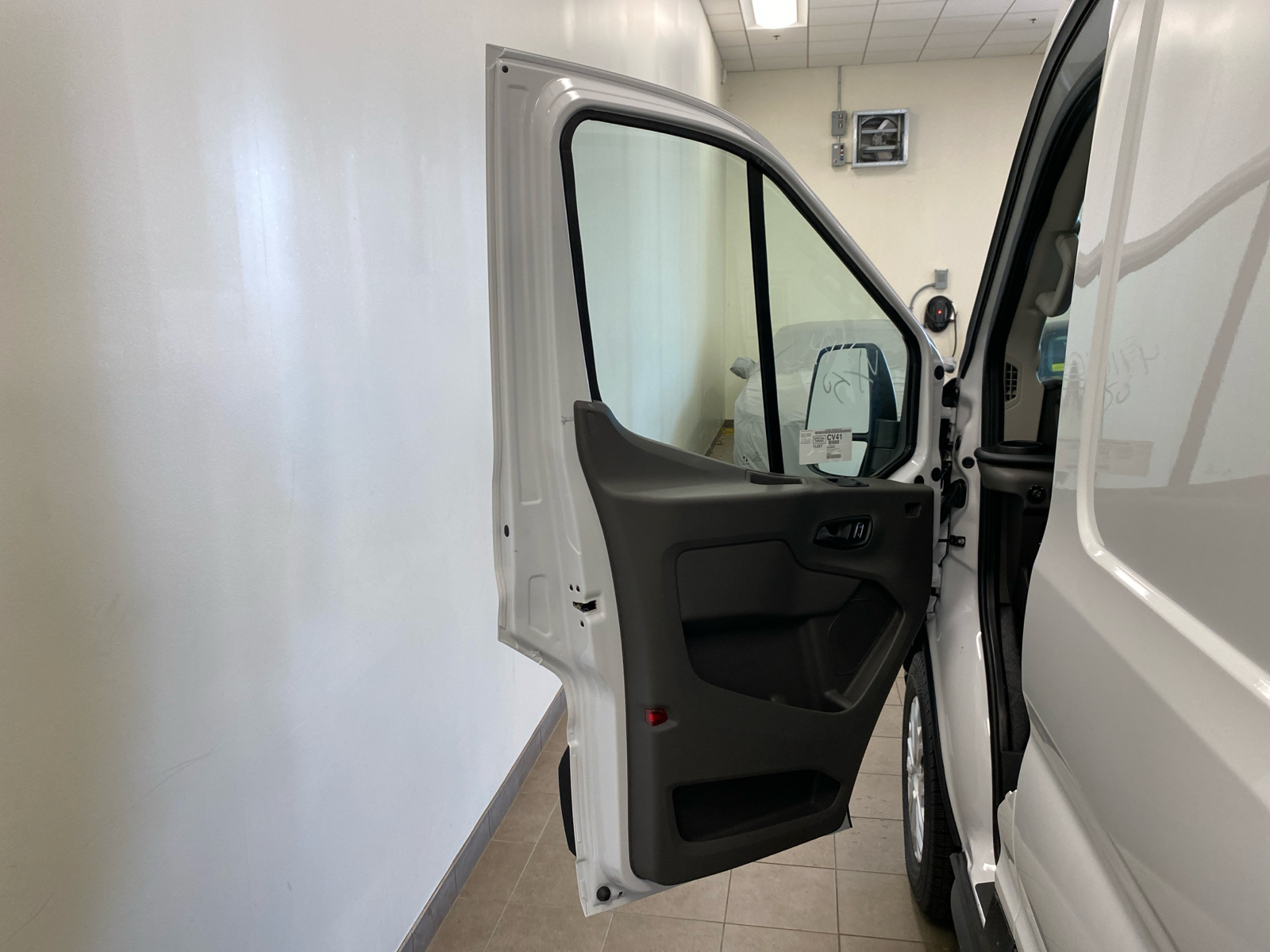 2024 Ford Transit Cargo Van 2024 FORD TRANSIT-250 CARGO 3DR 148 WB RWD 12