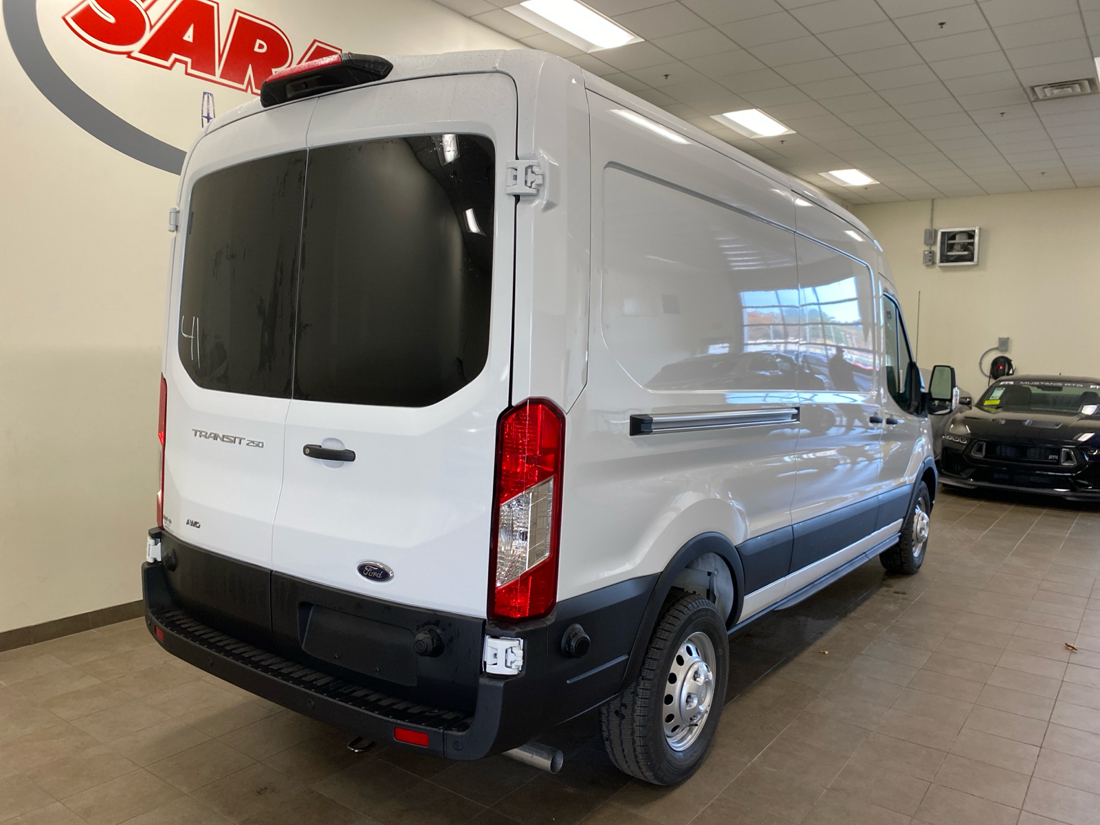 2024 Ford Transit Cargo Van 2024 FORD TRANSIT-250 CARGO 3DR 148 WB AWD 9