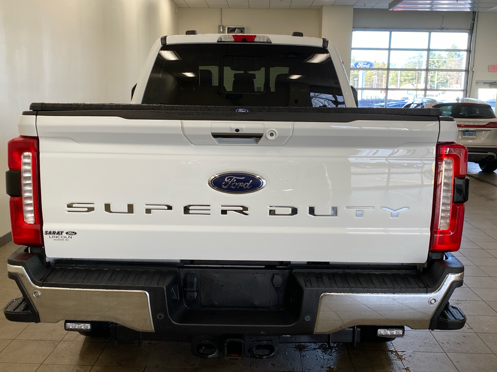 2023 Ford Super Duty F-250 SRW LARIAT 6