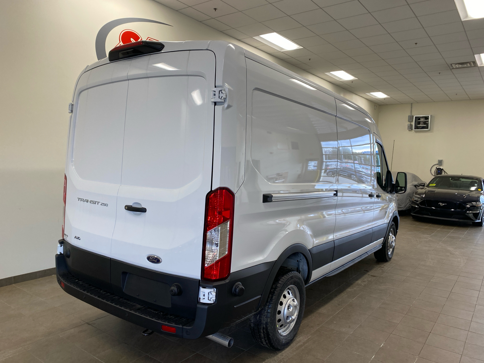 2024 Ford Transit Cargo Van 2024 FORD TRANSIT-250 CARGO 3DR 148 WB AWD 9