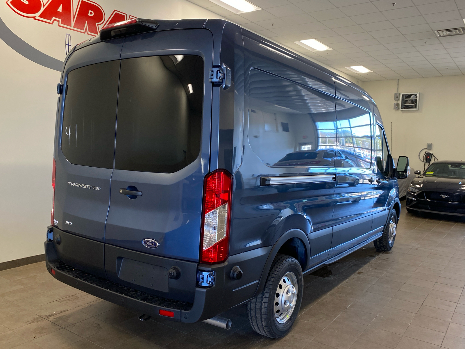 2024 Ford Transit Cargo Van 2024 FORD TRANSIT-250 CARGO 3DR 148 WB AWD 9