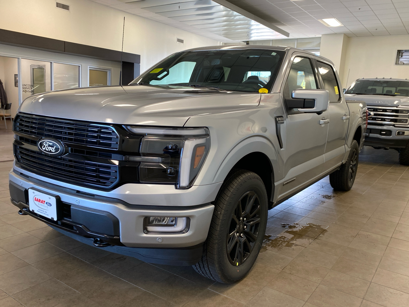 2024 Ford F-150 2024 FORD F-150 PLATINUM CREW CAB 4DR 145 WB 4WD 4