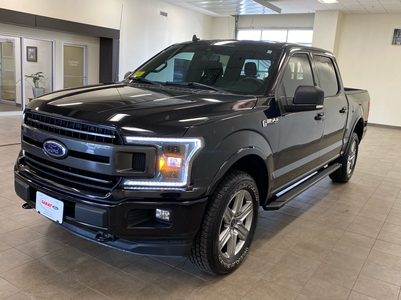 2019 Ford F-150 XLT 4