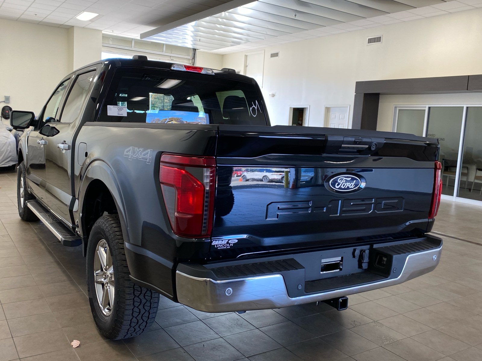 2024 Ford F-150 2024 FORD F-150 XLT CREW CAB 4DR 145 WB 4WD 5