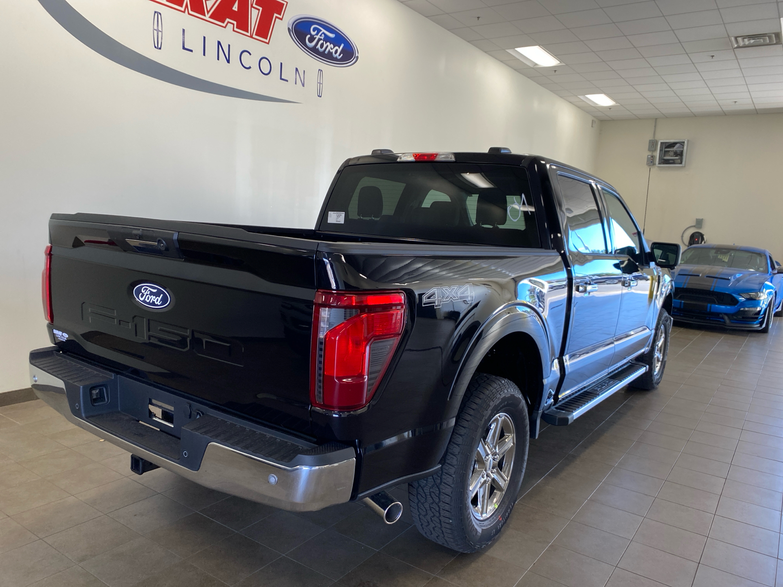 2024 Ford F-150 2024 FORD F-150 XLT CREW CAB 4DR 145 WB 4WD 7