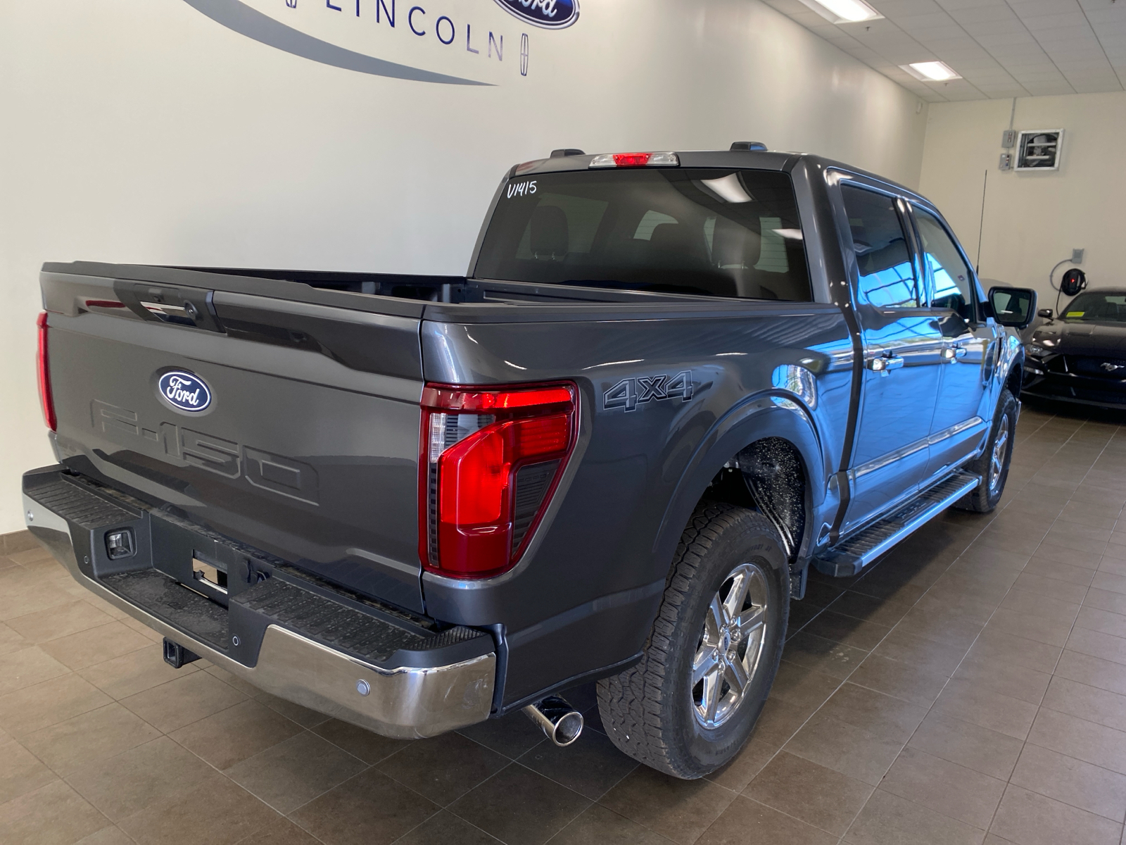 2024 Ford F-150 2024 FORD F-150 XLT CREW CAB 4DR 145 WB 4WD 7