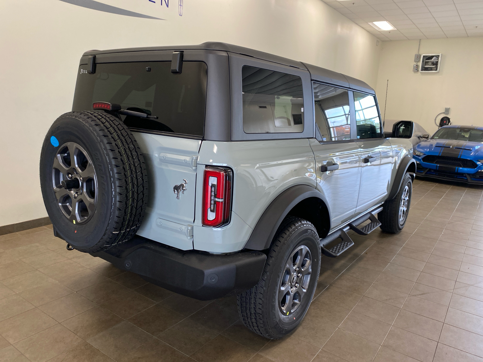 2024 Ford Bronco 2024 FORD BRONCO BIG BEND 4DR SUV 116.1 WB 4WD 8