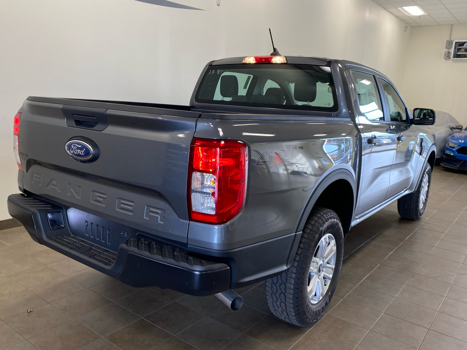 2024 Ford Ranger 2024 FORD RANGER XL CREW CAB 4DR 128.7 WB 4WD 7