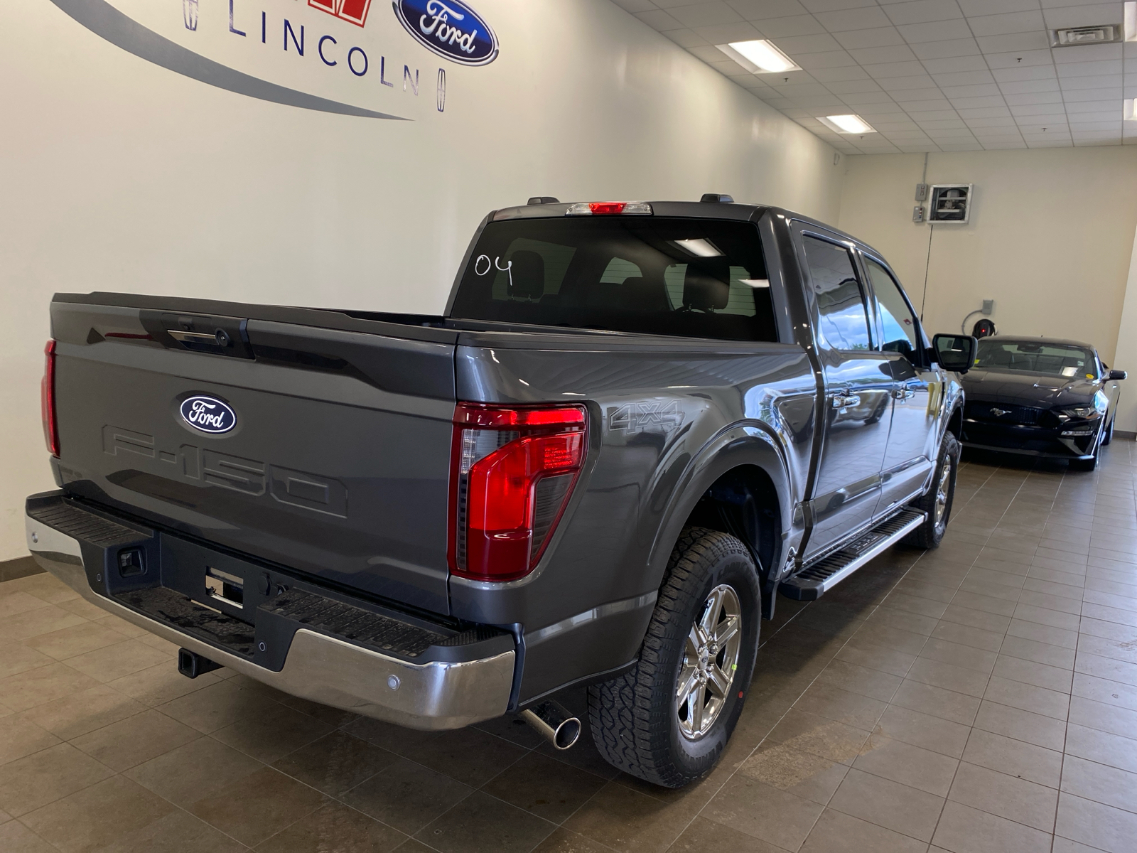 2024 Ford F-150 2024 FORD F-150 XLT CREW CAB 4DR 145 WB 4WD 7