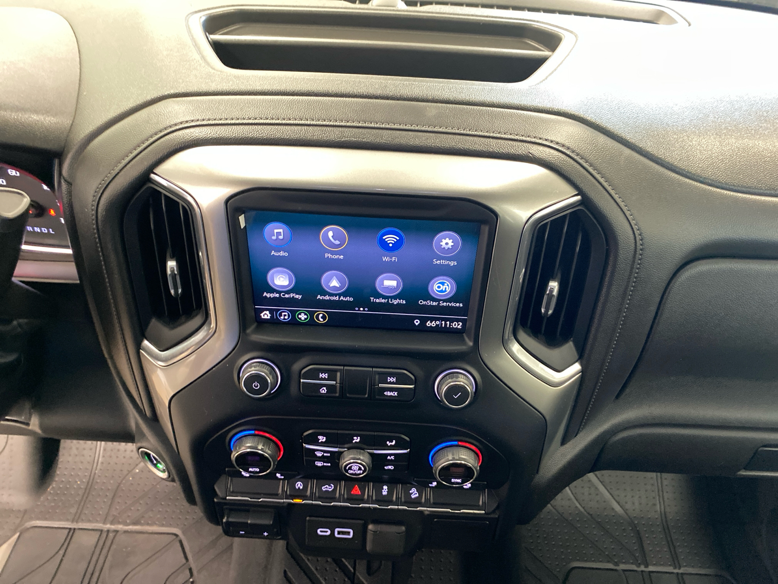 2019 Chevrolet Silverado 1500 LT 24