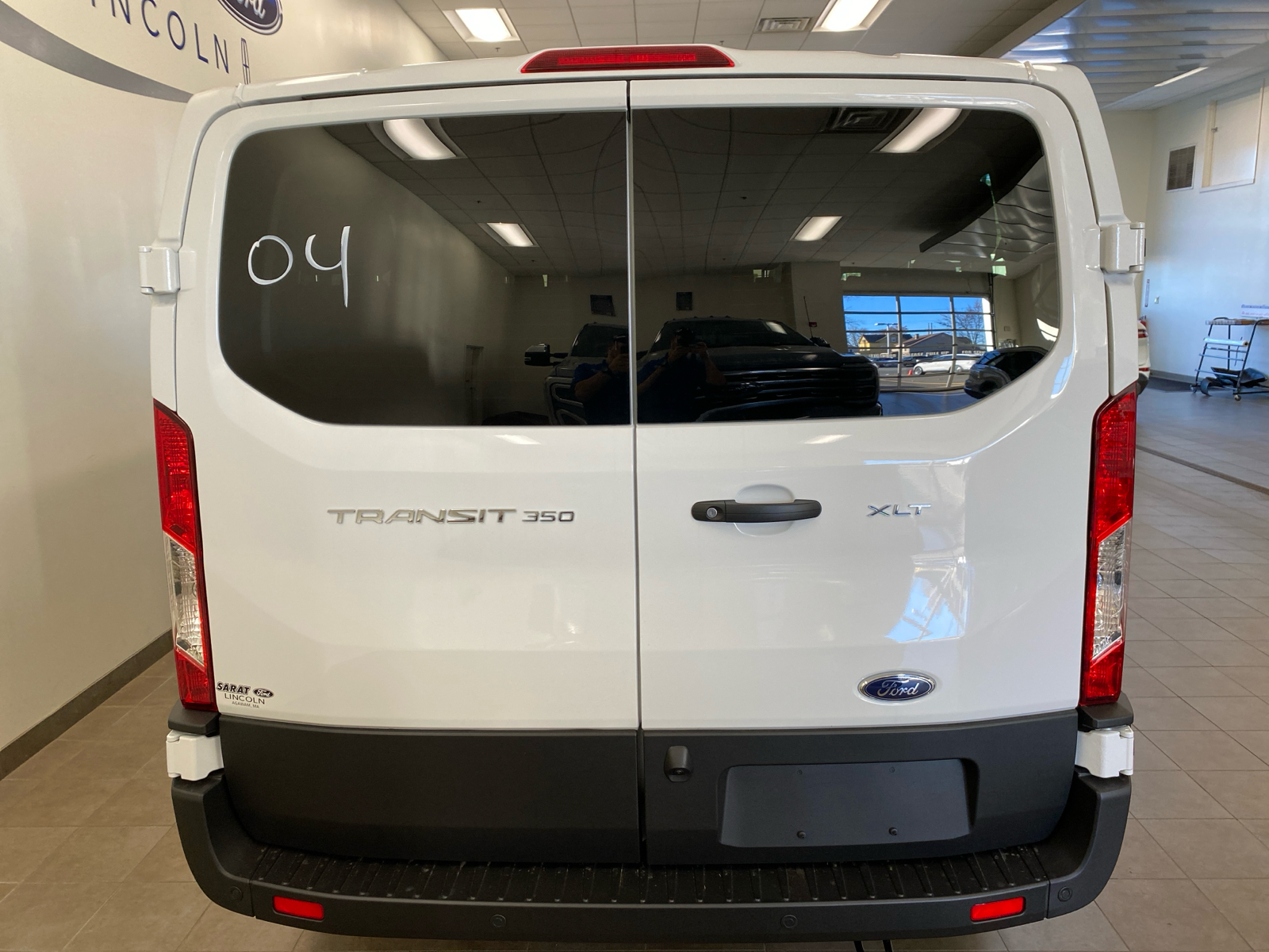 2024 Ford Transit Passenger Wagon 2024 FORD TRANSIT-350 PASSENGER XLT WGN 3DR 148 W 6