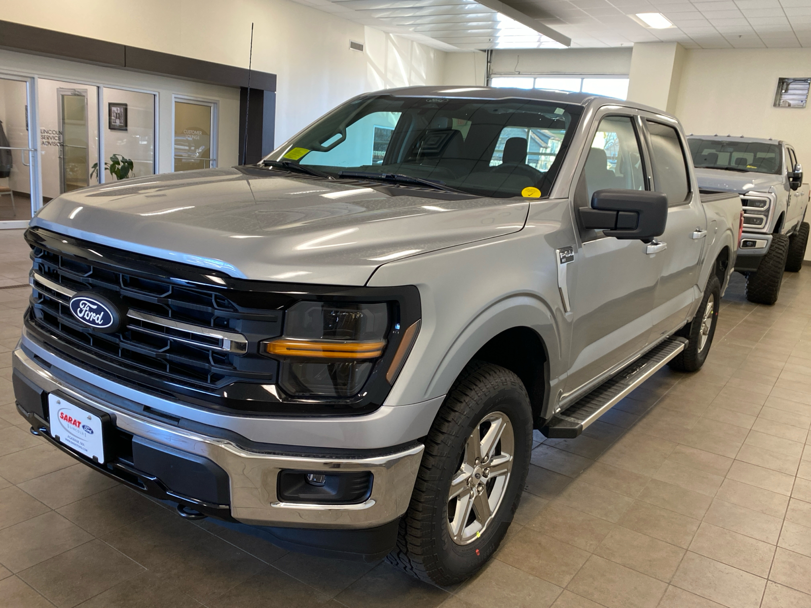 2024 Ford F-150 2024 FORD F-150 XLT CREW CAB 4DR 145 WB 4WD 4