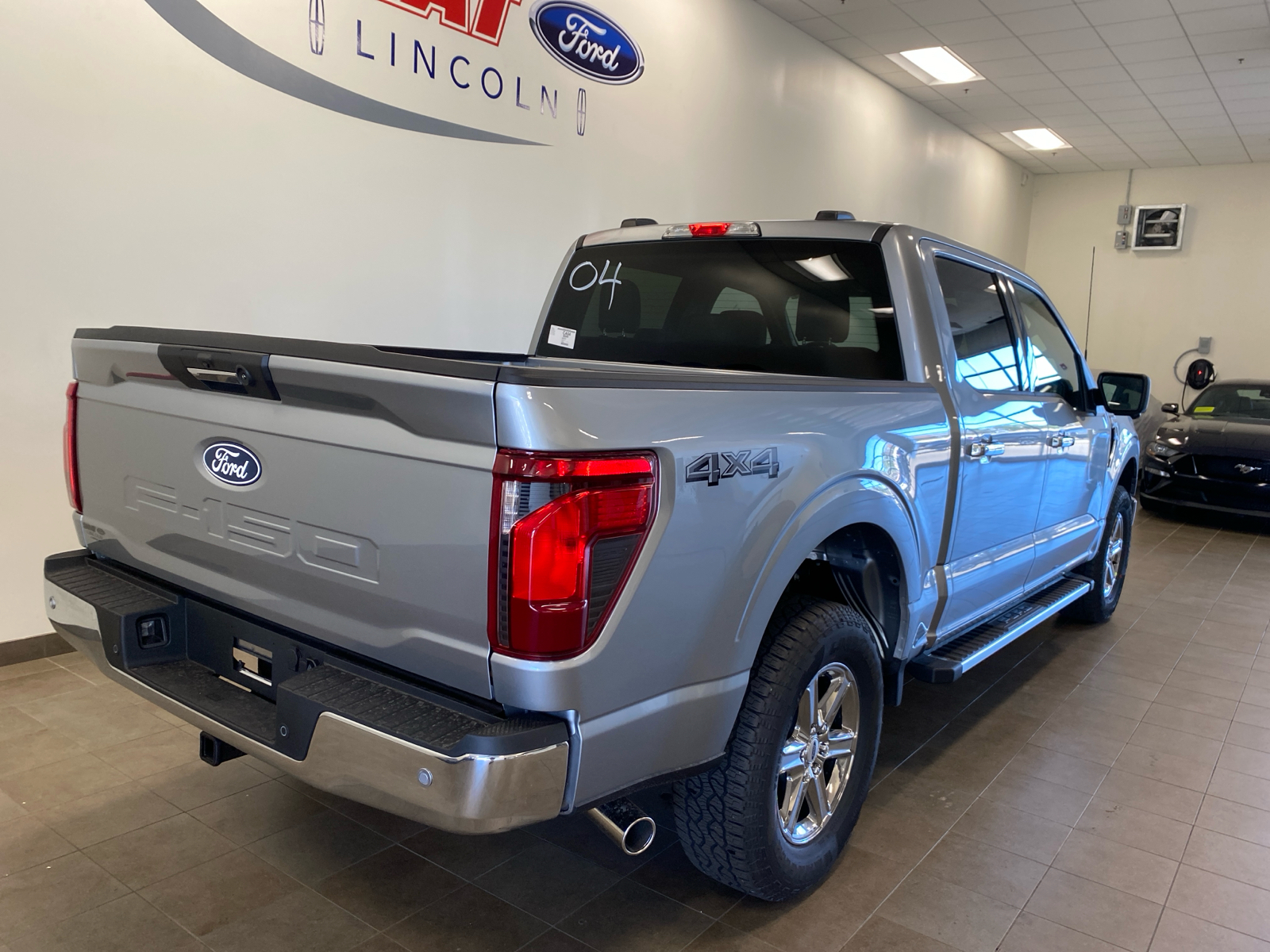 2024 Ford F-150 2024 FORD F-150 XLT CREW CAB 4DR 145 WB 4WD 7