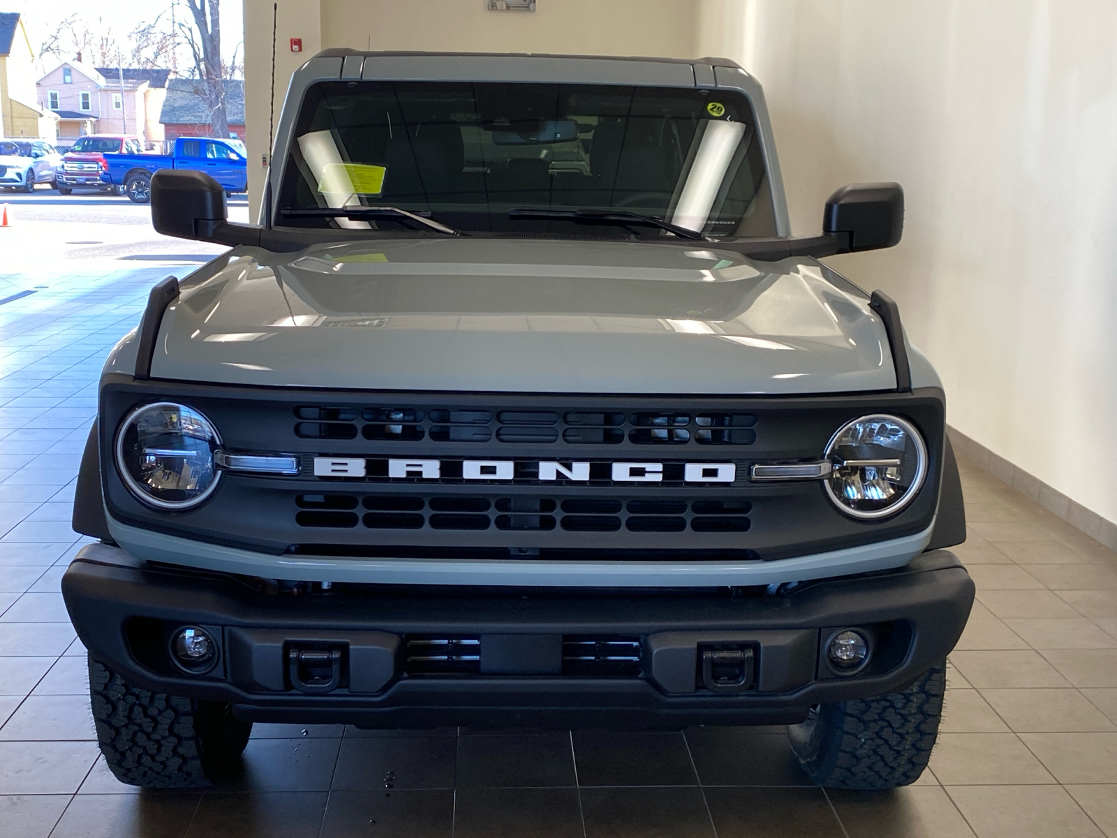 2024 Ford Bronco 2024 FORD BRONCO BLACK DIAMOND 4DR SUV 116.1 WB 4 3