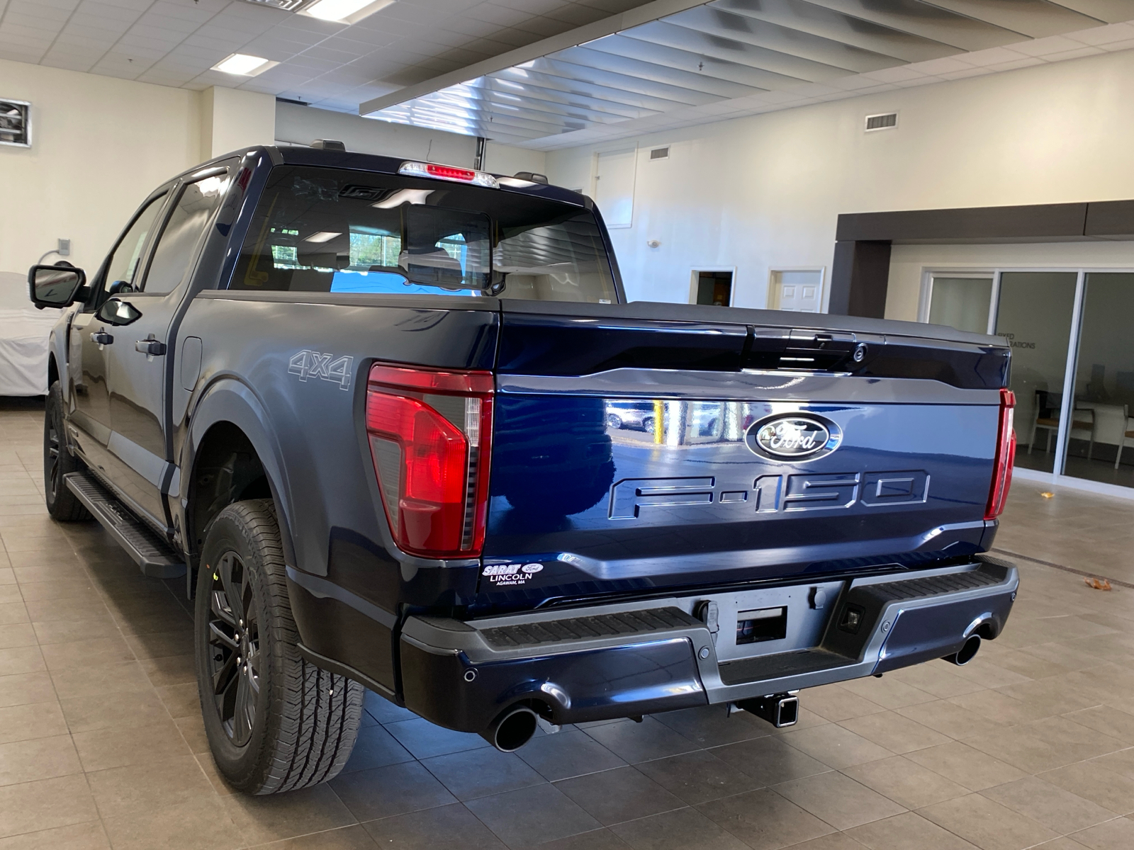 2024 Ford F-150 2024 FORD F-150 XLT CREW CAB 4DR 145 WB 4WD 5