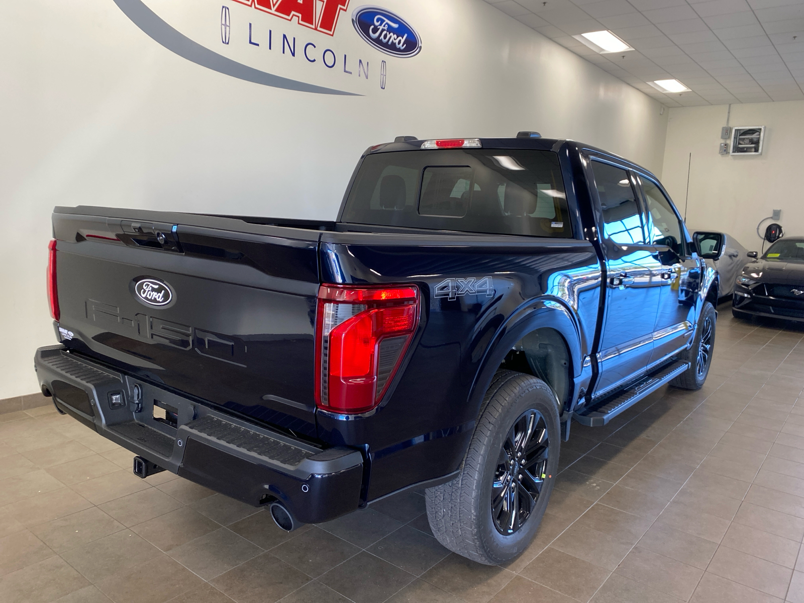 2024 Ford F-150 2024 FORD F-150 XLT CREW CAB 4DR 145 WB 4WD 7