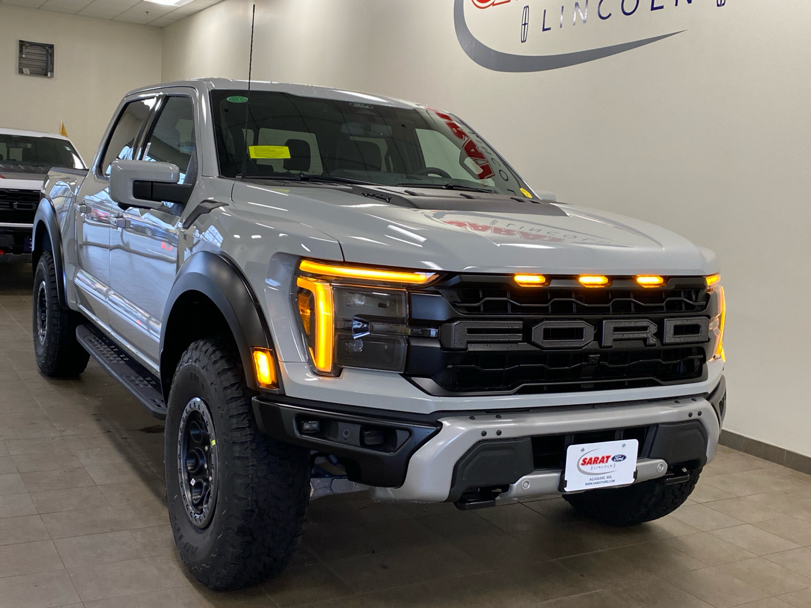 2024 Ford F-150 2024 FORD F-150 RAPTOR CREW CAB 4DR 145 WB 4WD 2