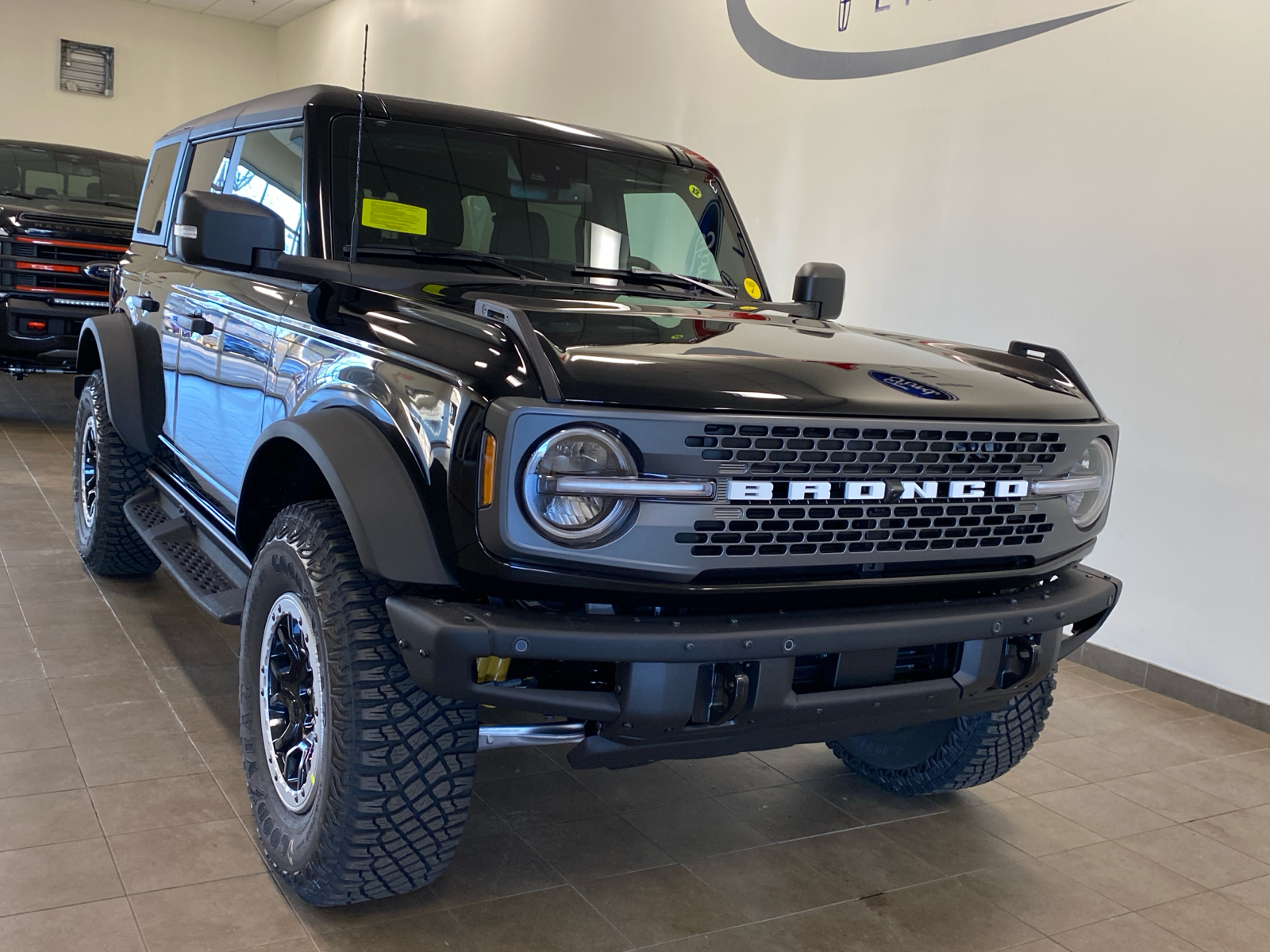 2024 Ford Bronco 2024 FORD BRONCO BADLANDS 4DR SUV 116.1 WB 4WD 2