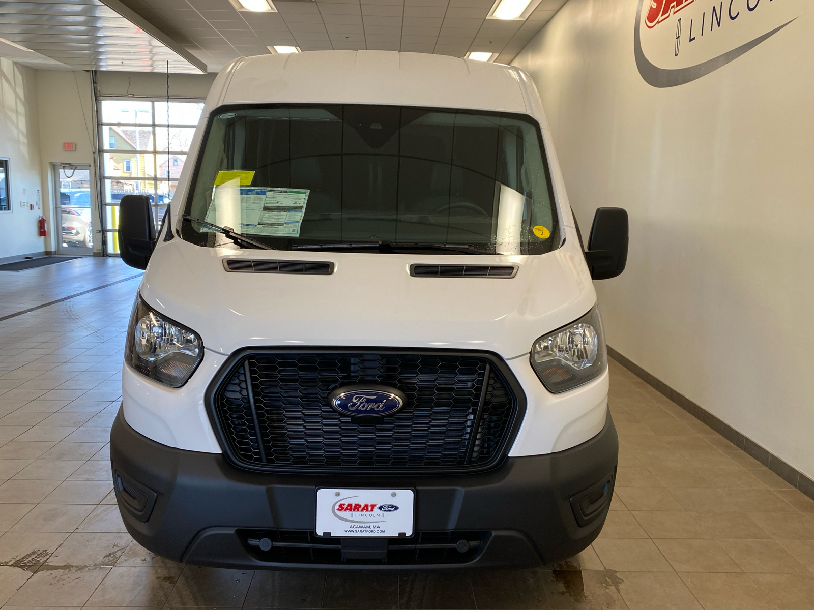 2024 Ford Transit Cargo Van 2024 FORD TRANSIT-250 CARGO 3DR 148 WB RWD 3