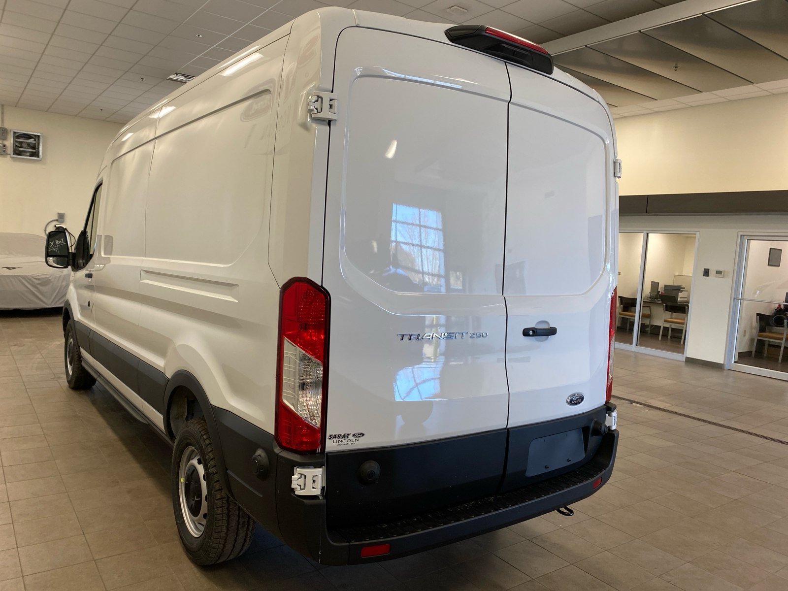 2024 Ford Transit Cargo Van 2024 FORD TRANSIT-250 CARGO 3DR 148 WB RWD 5