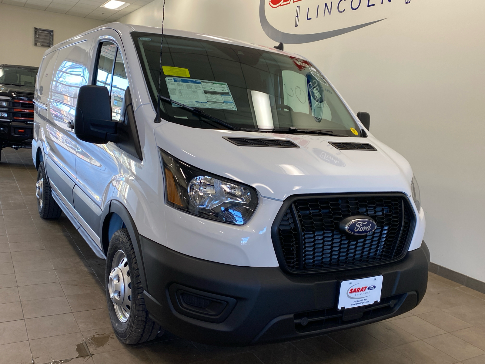 2024 Ford Transit Cargo Van 2024 FORD TRANSIT-150 CARGO 3DR 130 WB AWD 2