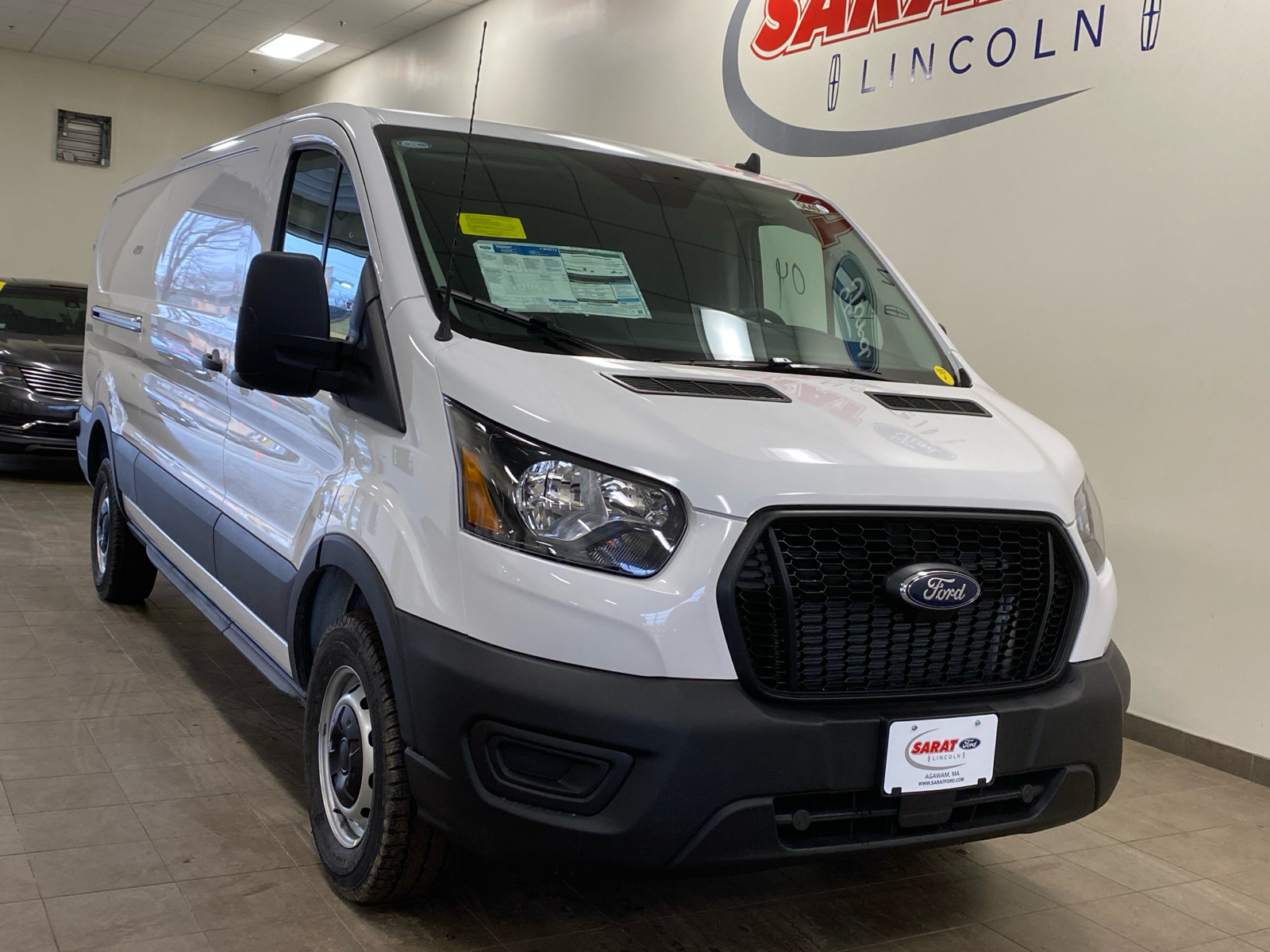 2024 Ford Transit Cargo Van 2024 FORD TRANSIT-150 CARGO 3DR 130 WB RWD 2